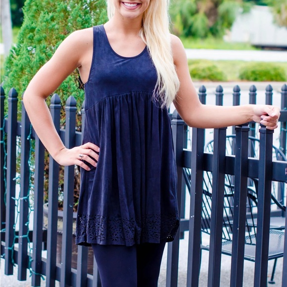 NWT - Mink Pink Black Dress - Picture 1 of 2